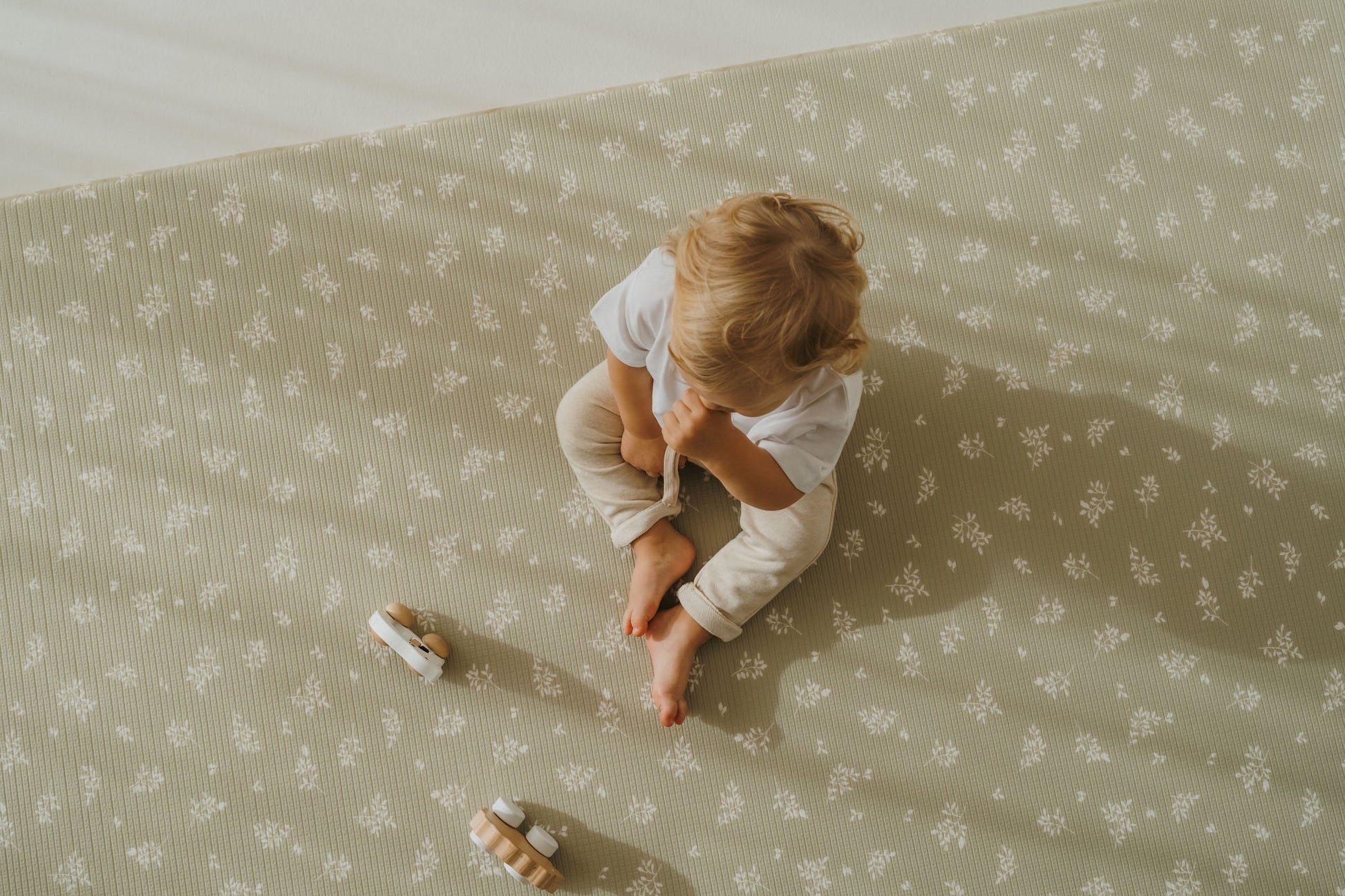 tapis de jeu motif fleurs 